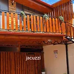 Varfal Ii Apartament Eger