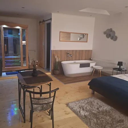 Varfal Ii Appartement Eger