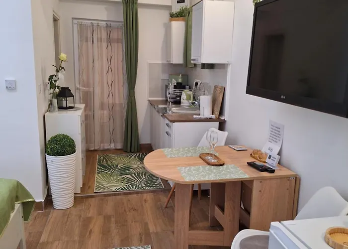 Varfal Ii Апартаменты Эгер